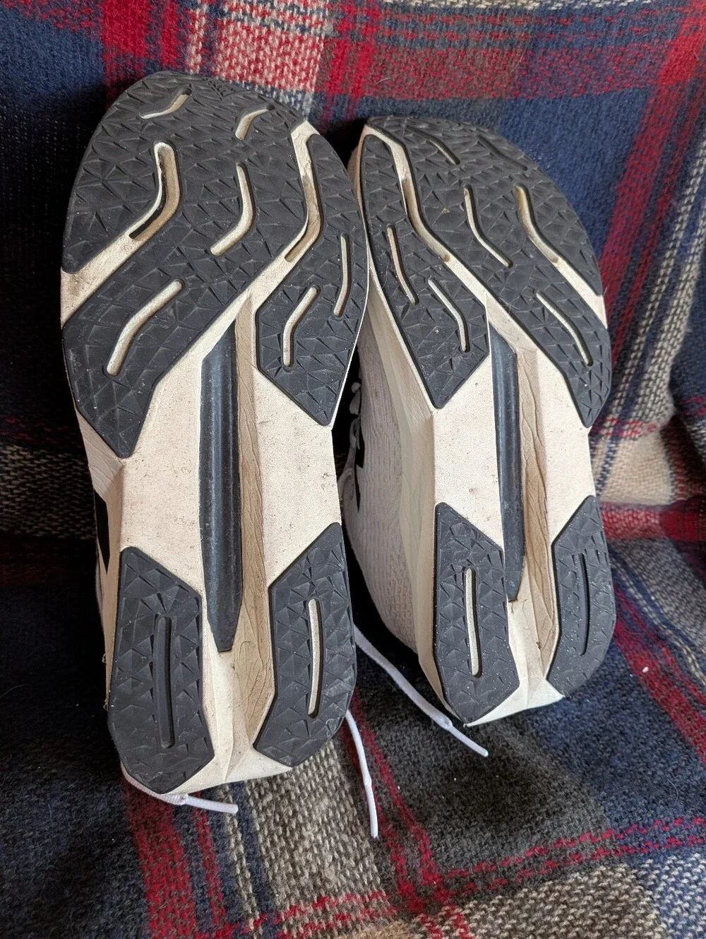 New Balance unisex wide